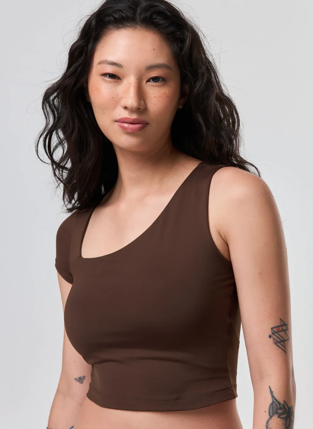 Cropped Poliamida Mangas Assimétricas