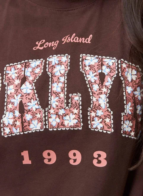 Camiseta Box Marrom Bklyn