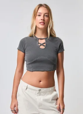 Blusa Cropped Lavada Corsetada