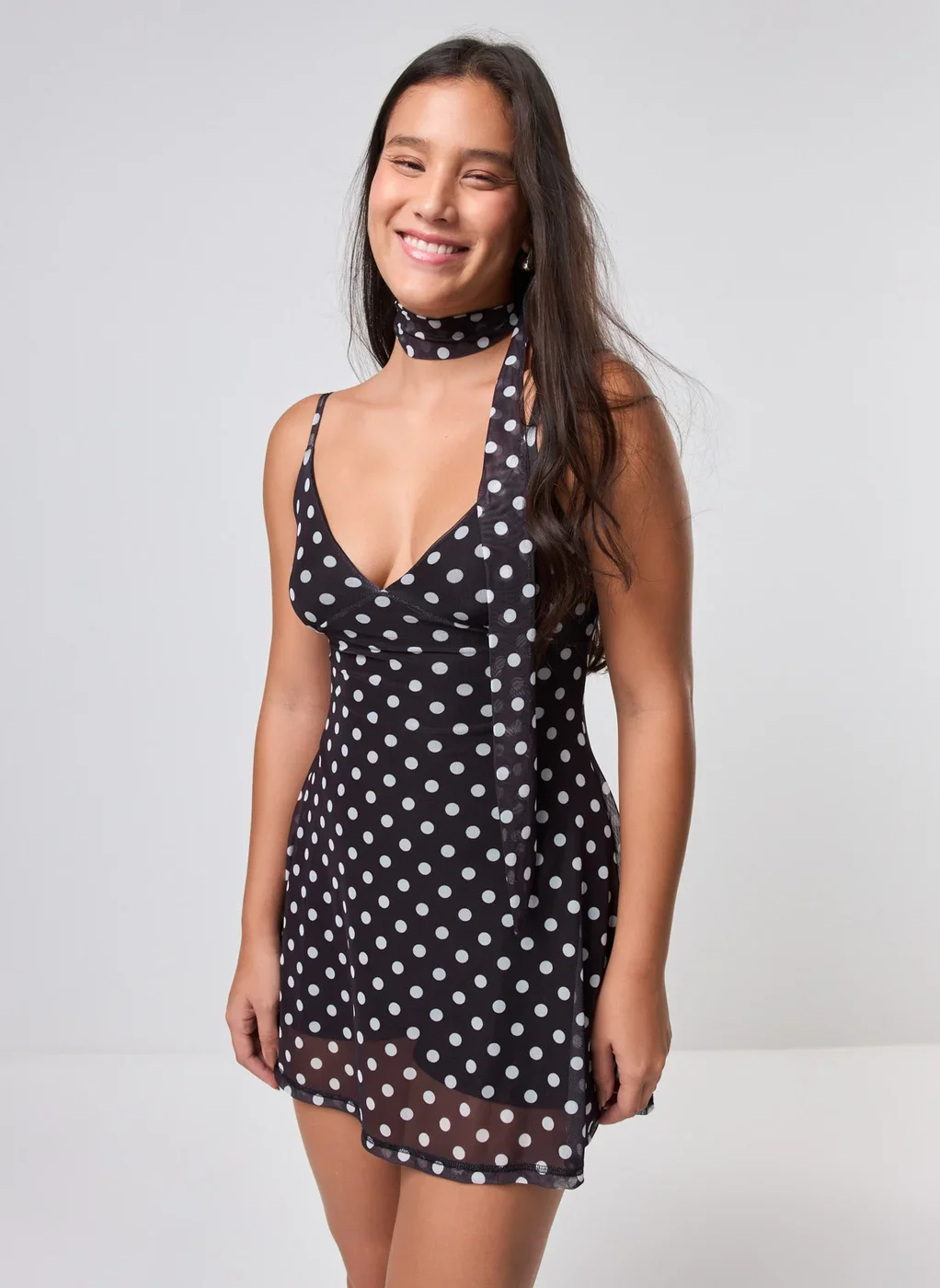 Vestido Curto Tule Poá Gravatinha