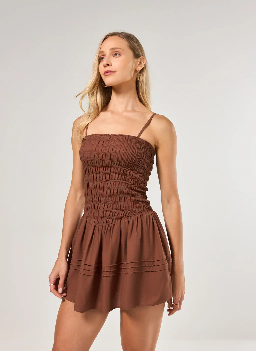 Vestido Curto Marrom Lastex