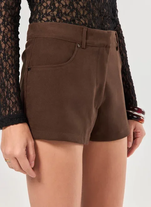 Short Micro Em Suede Marrom