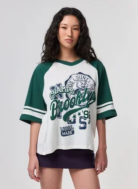 Camiseta Off-White Box Raglan Brooklyn