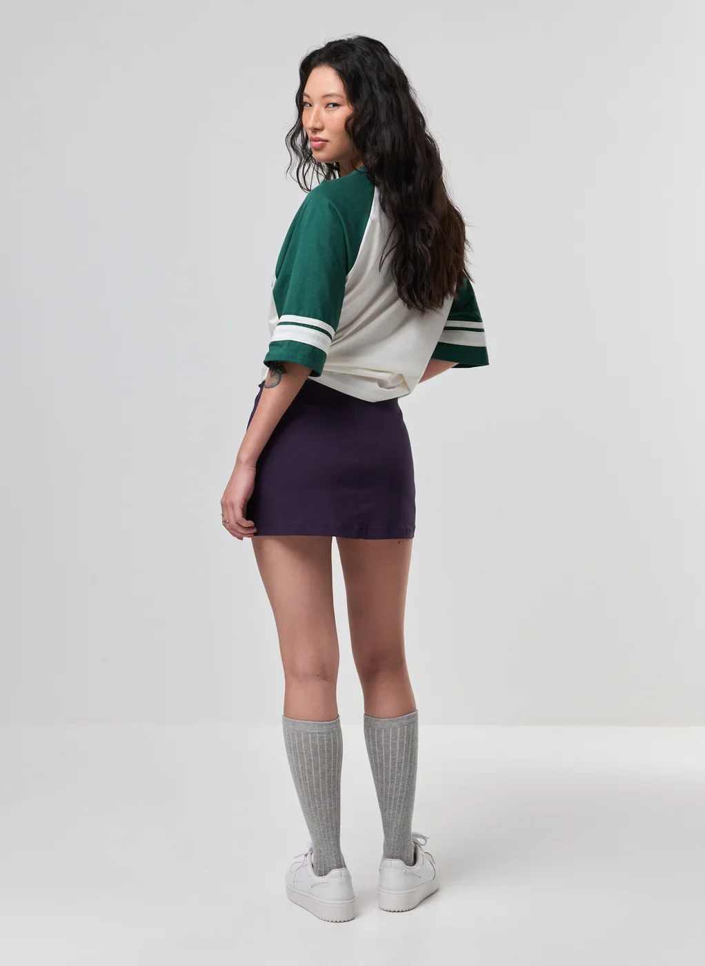 Camiseta Off-White Box Raglan Brooklyn