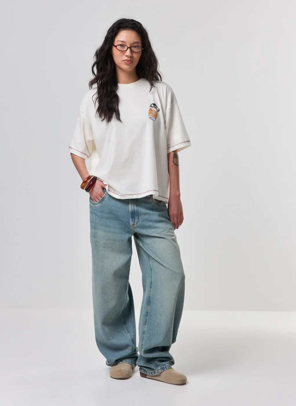 Camiseta Box Off-White Café Gatinhos