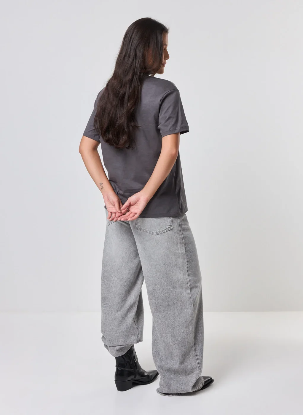 Camiseta Oversized Preta Lavada Passarinhos