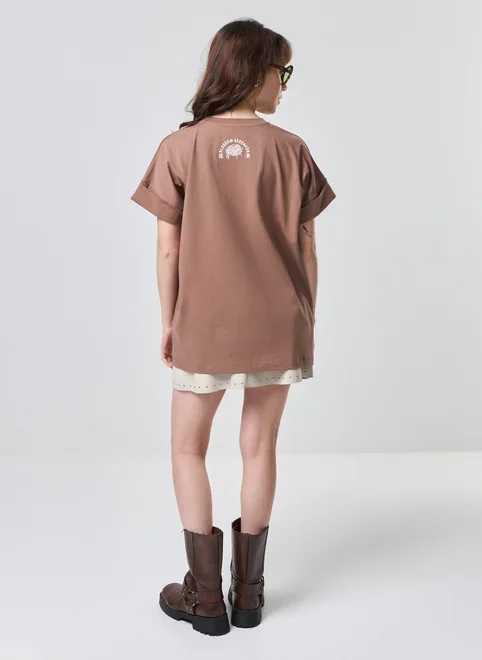 Camiseta Oversized Marrom Floricultura