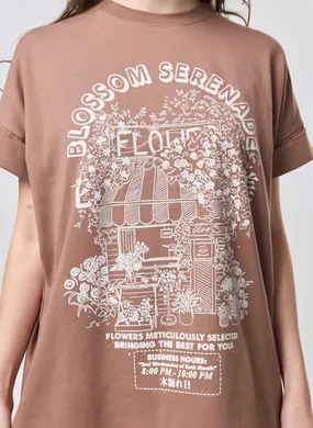 Camiseta Oversized Marrom Floricultura