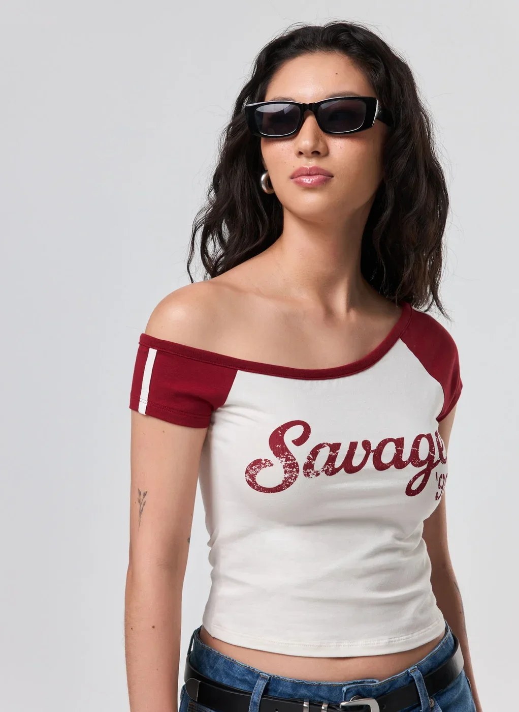 Mini Tee Decote Canoa Raglan Savage