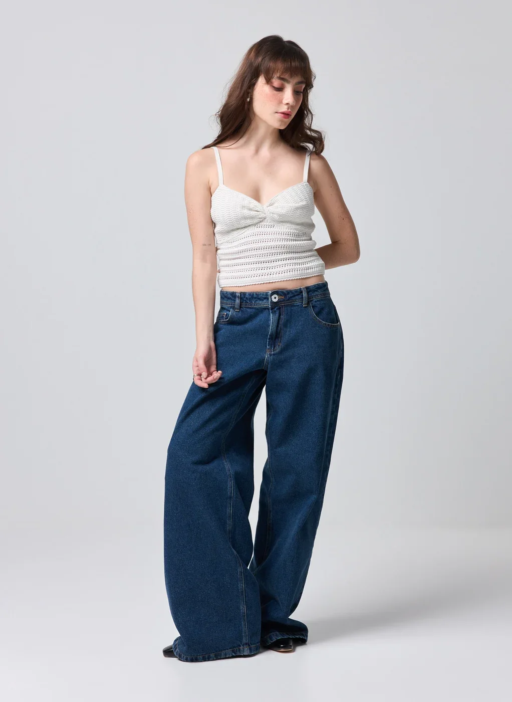 Cropped Tricô Off‑White Busto Torcido