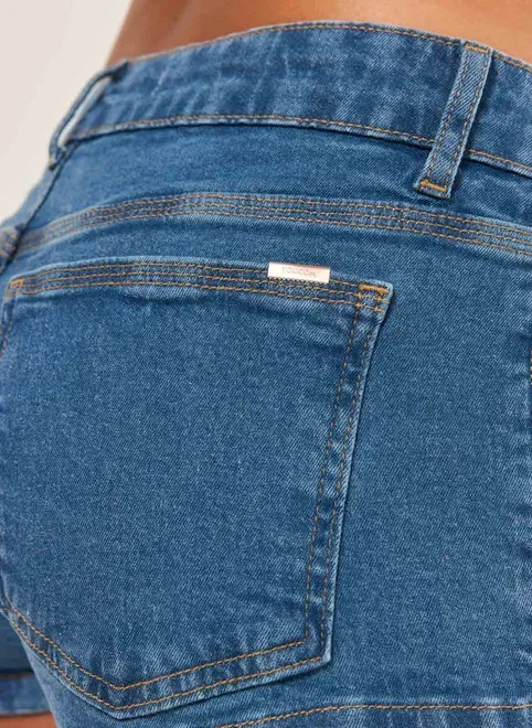 Micro Short Cintura Baixa Jeans Médio