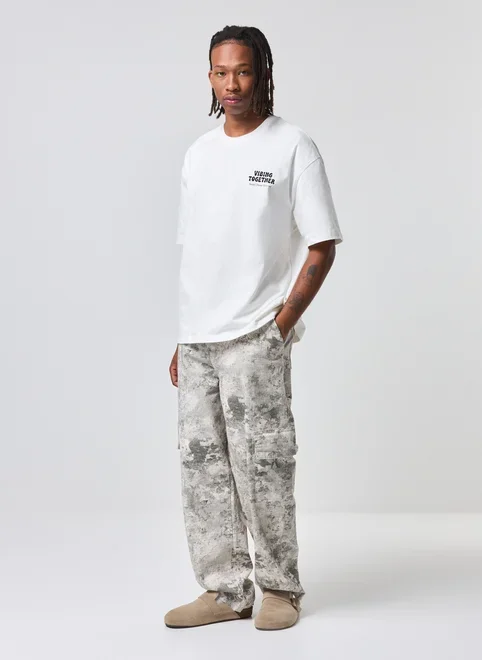 Camiseta Box Malhão Off‑White Bordado