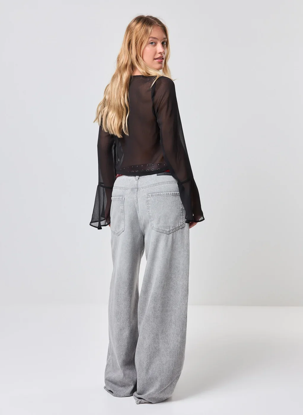 Blusa Cropped Manga Longa Chiffon