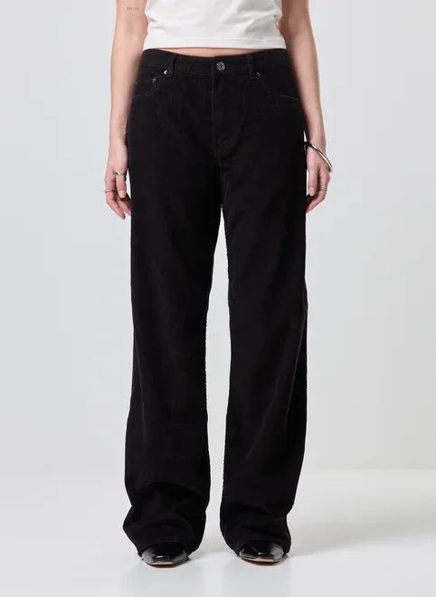 Calça Wide Leg Cintura Baixa Cotelê