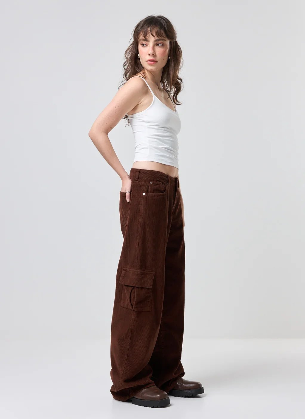 Calça Wide Leg Cargo Cotelê