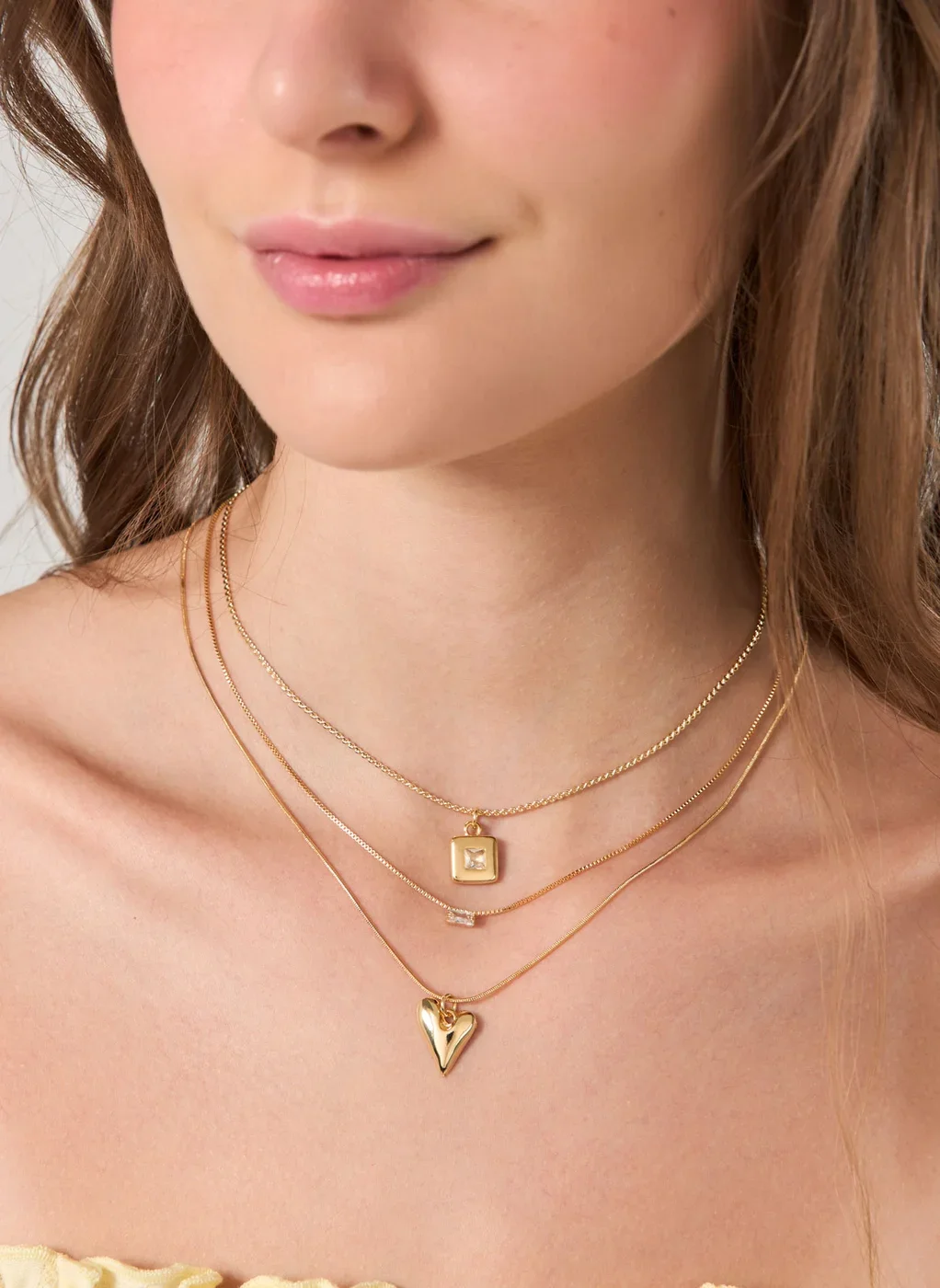 Conjunto 3 Colares Dourados Brilho