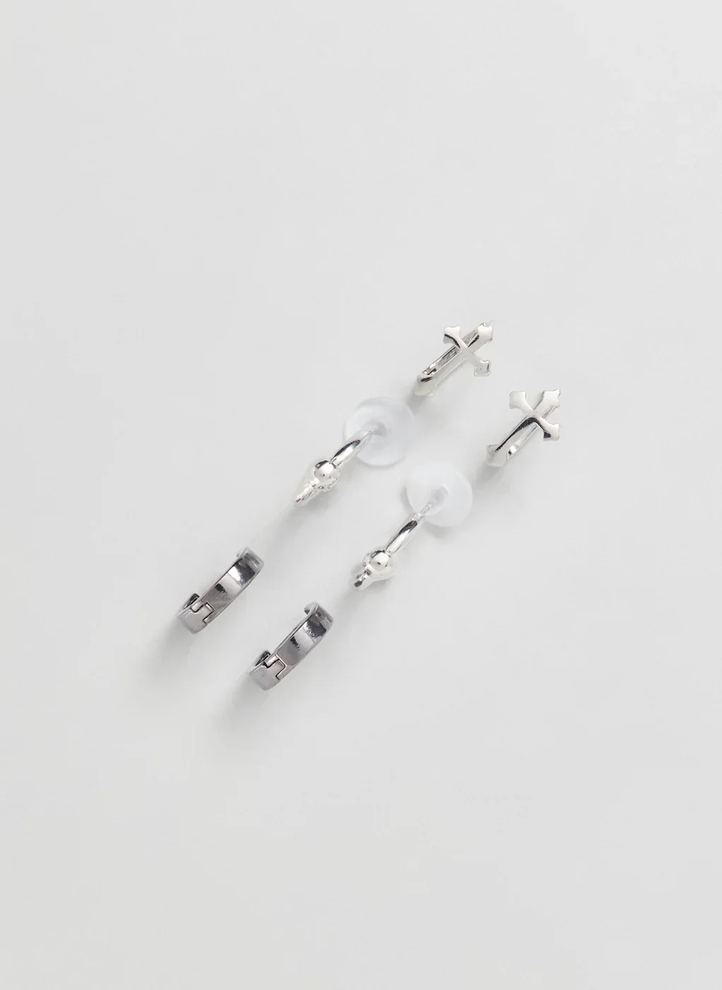 Conjunto Com 3 Brincos De Argola Cruz