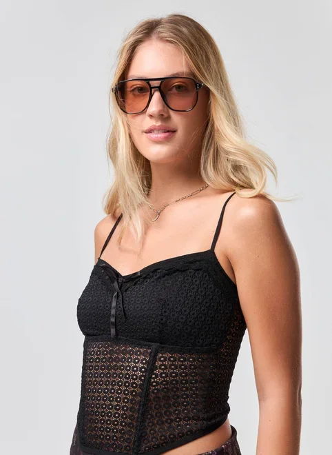 Cropped Renda Preto Corsetado