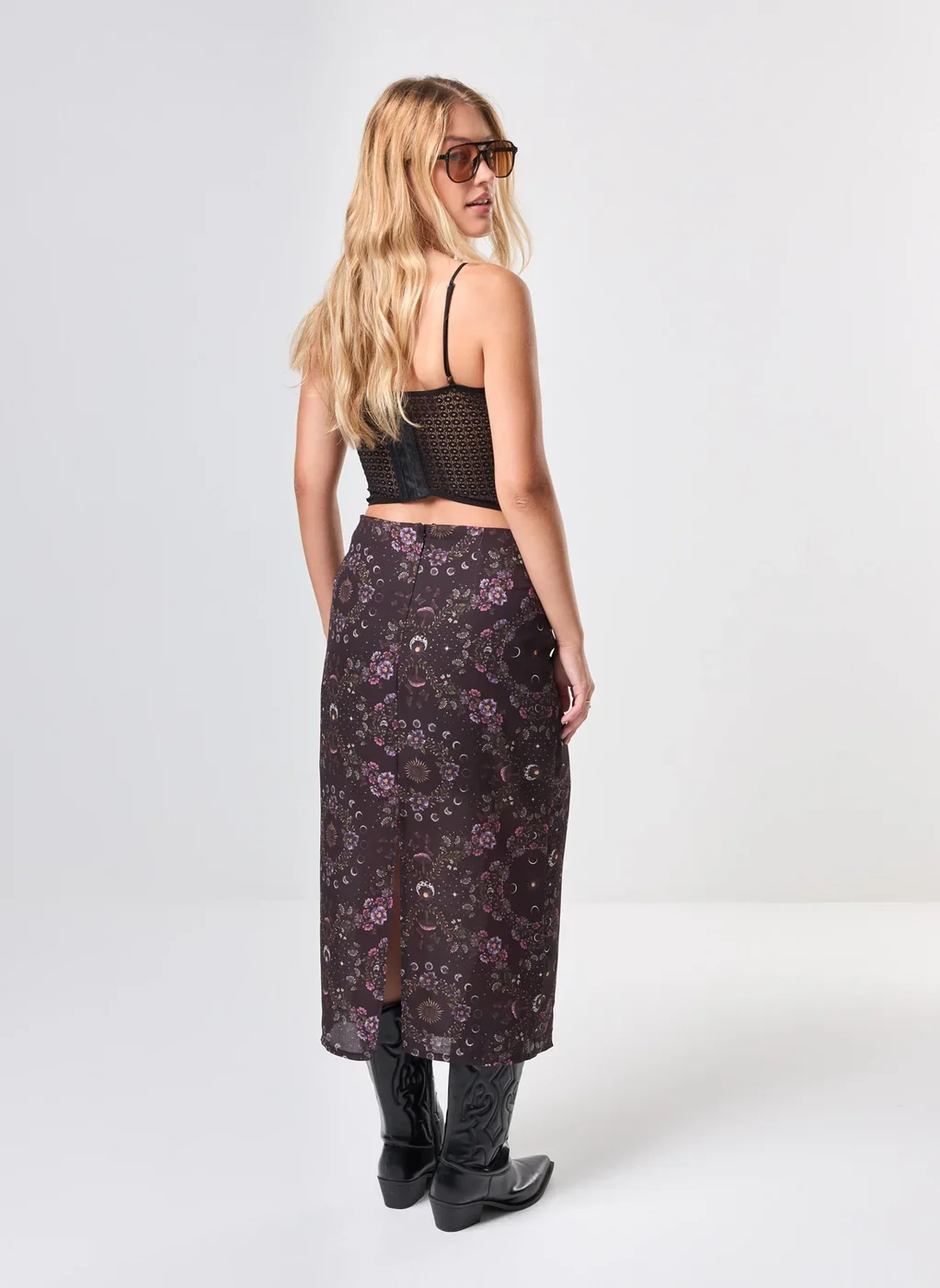 Cropped Renda Preto Corsetado