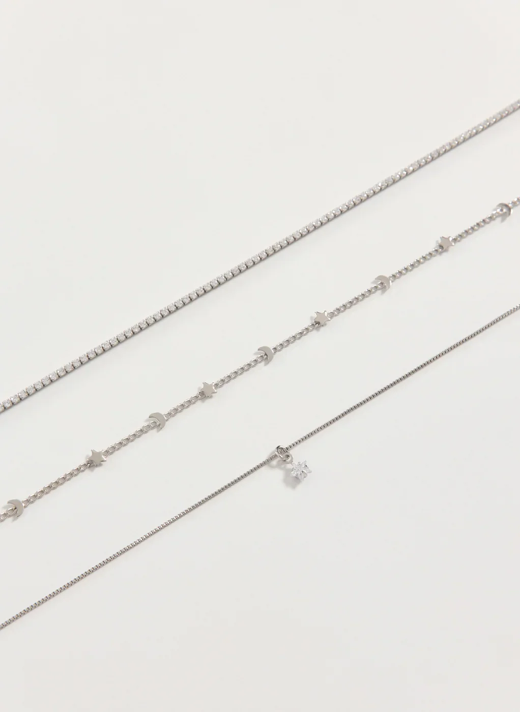 Conjunto 3 Colares Prateados Riviera Estrelas