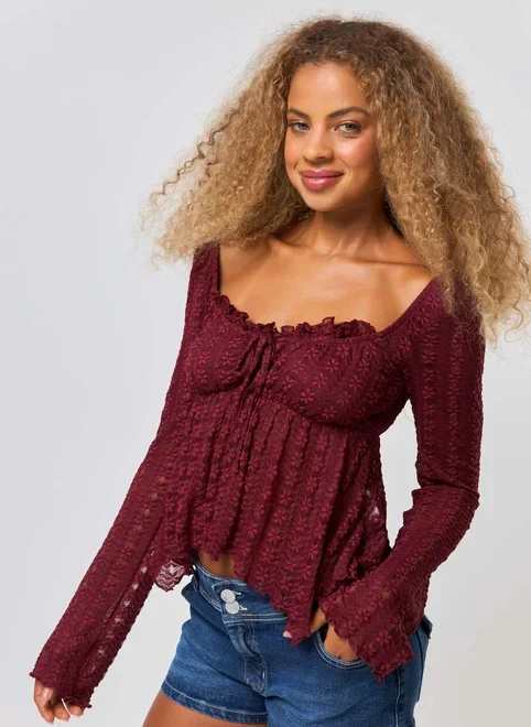 Blusa Manga Longa Textura Flores Bordô