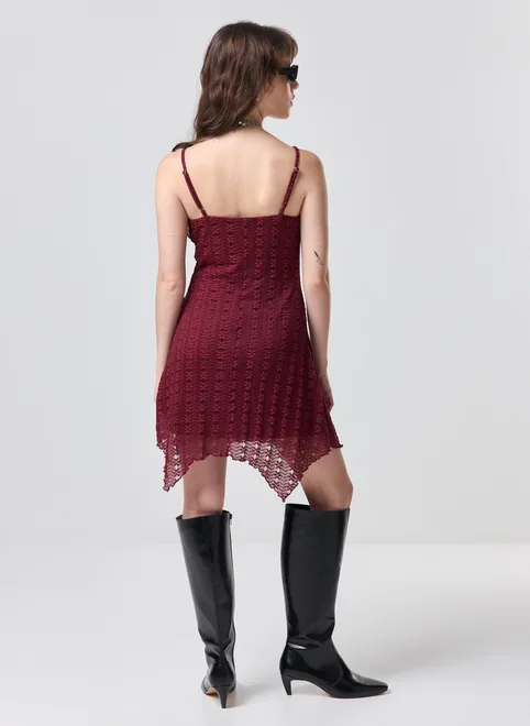 Vestido Curto Renda Vinho Pontas