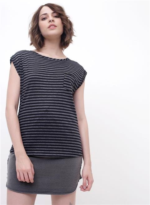 blusa mini tee listrada - youcom: vem cá conferir suas peças favoritas