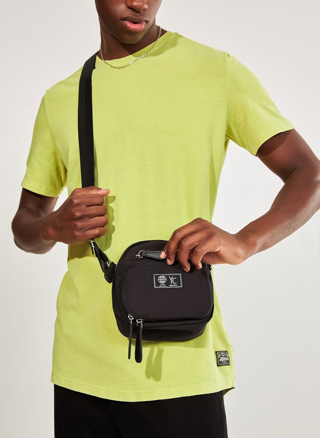 Borsa A Tracolla Invicta Unisex - Mini Shoulder Bag In Poliestere - Zip E Tasca Frontale - Design Moderno - Foto 11