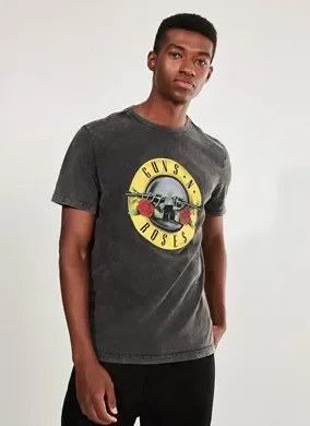 GUNS N'ROSES 2018 台北/台湾 Tシャツ L ブラック GUNS N'ROSES 2018 台北/台湾 Tシャツ L ブラック GUNS N´ROSES 2018