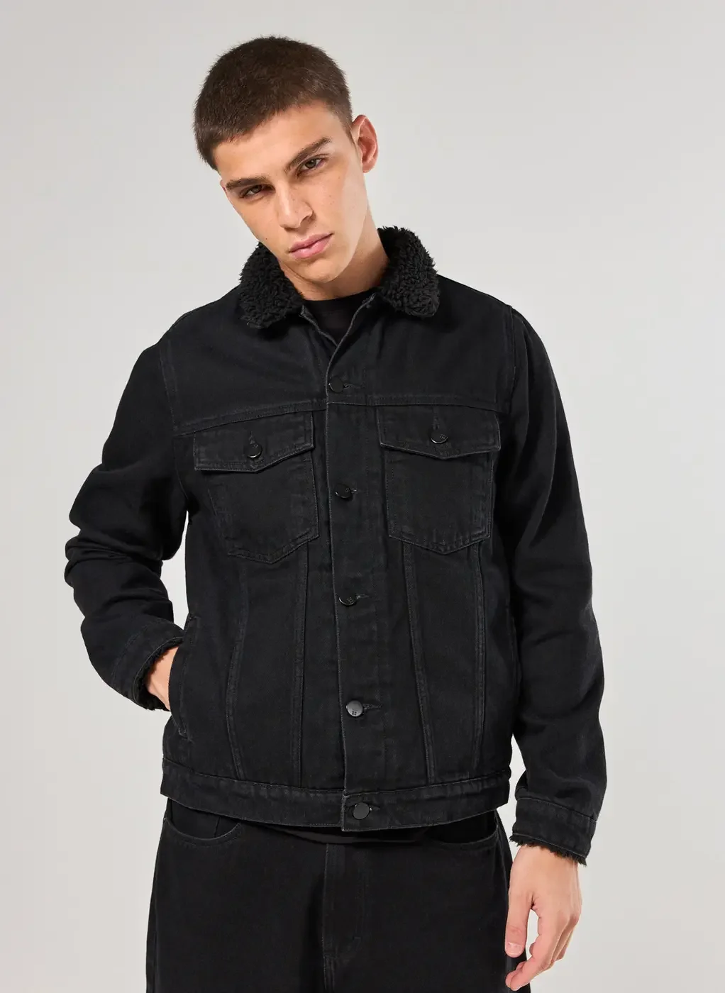 jaqueta jeans com pelinho jeans black