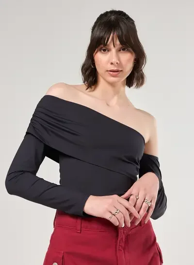 blusa assimétrica manga longa poliamida