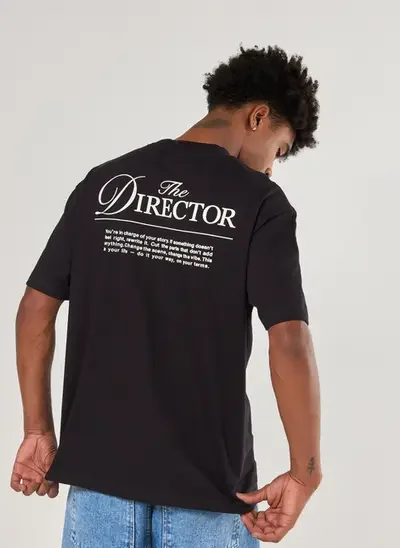 camiseta comfort preta director