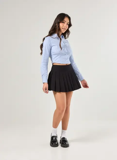 saia curta pregas com short - preto