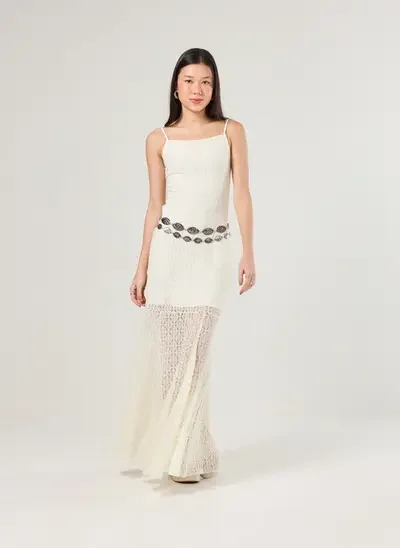 vestido midi off-white renda