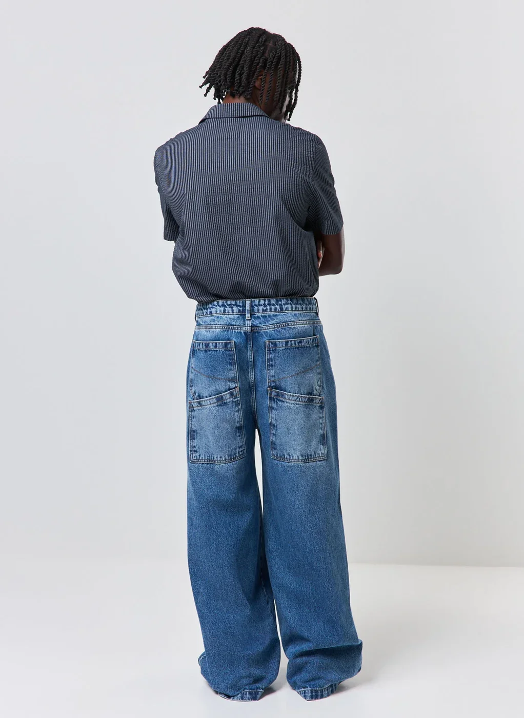 calça jeans super baggy - jeans medio