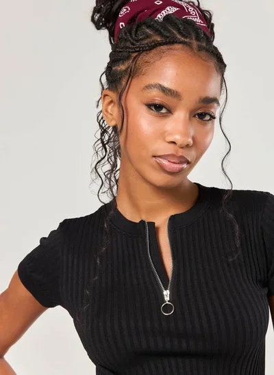 cropped seamless half zíper - preto