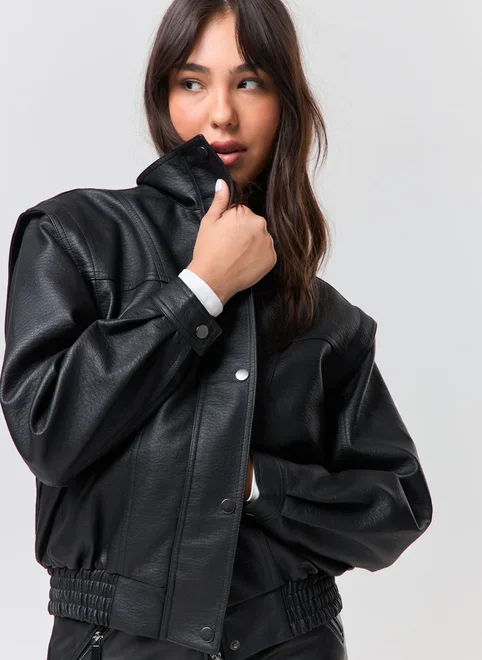 jaqueta poliuretano super oversized - preto