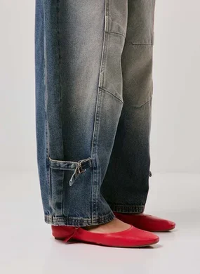 Calça Jeans Baggy Com Recortes
