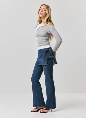 Calça Jeans Bootcut Com Sainha