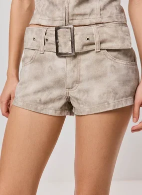 Micro Short Cintura Baixa Com Cinto