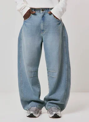 Calça Jeans Barrel Oversized